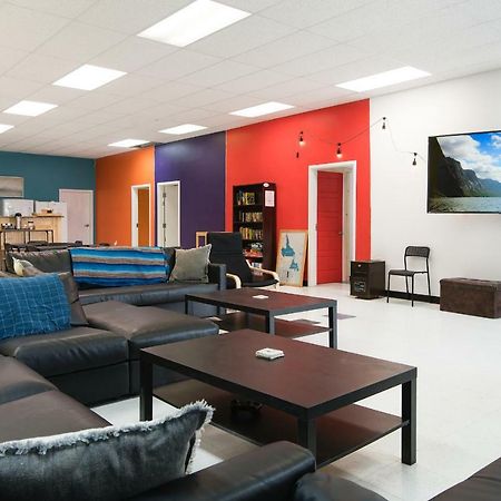 Out East Hostels - 洛基港 外观 照片