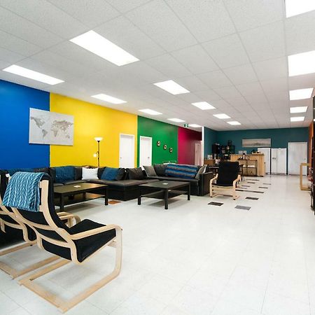 Out East Hostels - 洛基港 外观 照片